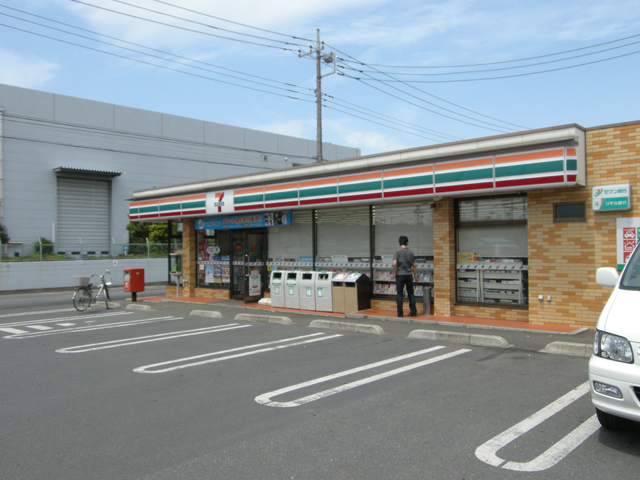 Convenience store. Seven-Eleven Higashimurayama Noguchi 2-chome up (convenience store) 599m