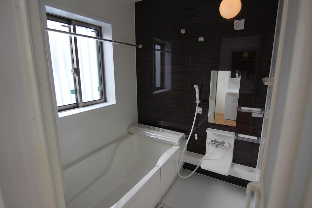 Bathroom. 1 pyeong type bathroom Bathroom ventilation dryer chamber (12 May 2013) Shooting