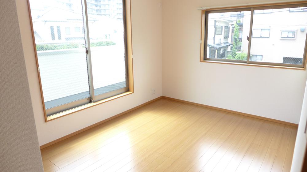 Same specifications photos (Other introspection). The company construction cases