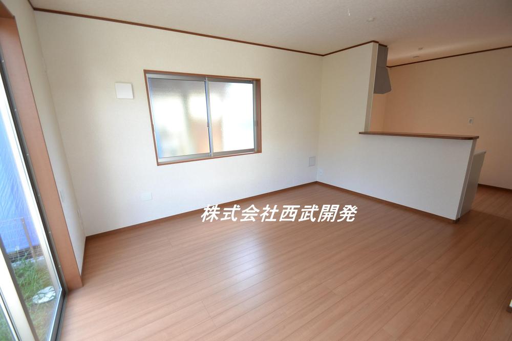 Same specifications photos (living). Floor material, Wallpaper, etc. are subject to change. 