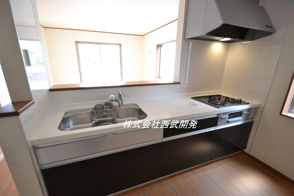 Same specifications photo (kitchen). Panel color, etc. are subject to change. 