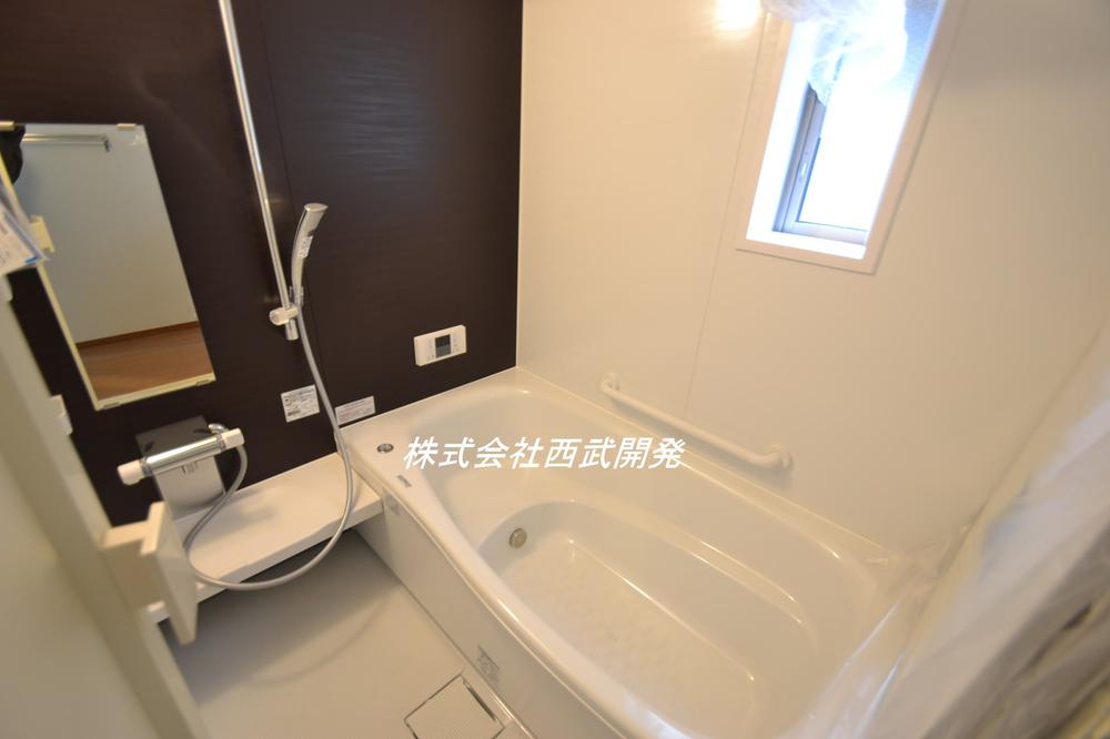 Same specifications photo (bathroom). Panel color, etc. are subject to change. 