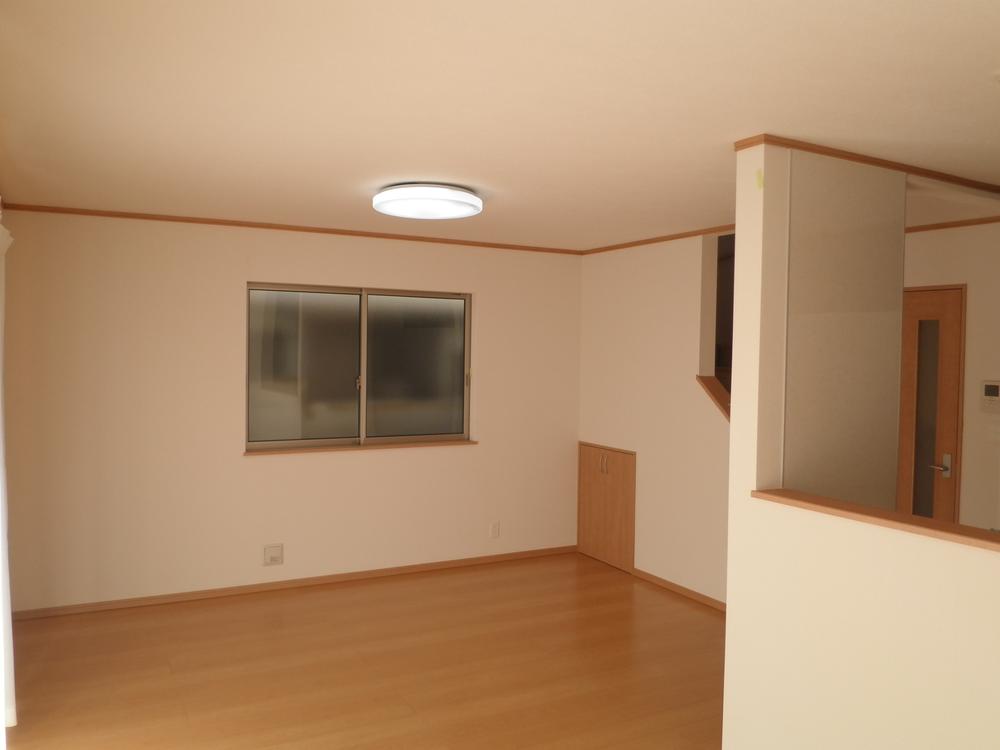 Living. Local (11 May 2013) Shooting 1 Building