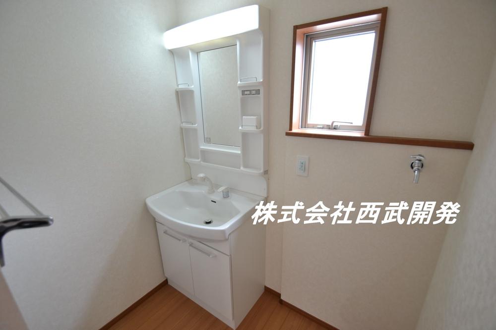 Same specifications photos (Other introspection). (Building 2) same specification