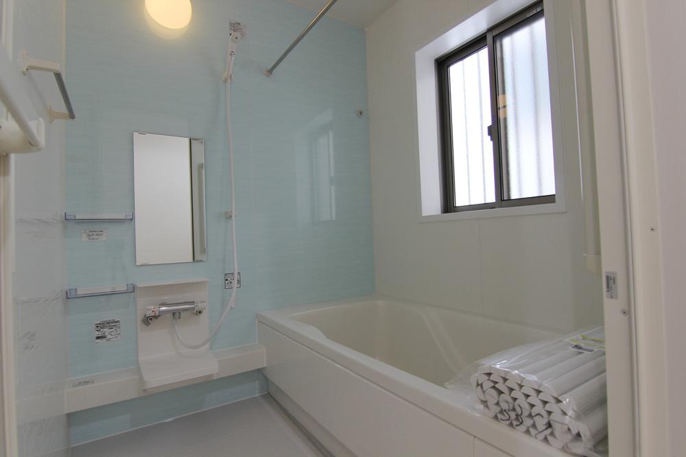 Bathroom. 1 pyeong type bathroom Bathroom ventilation dryer standard 4 Building bathroom interior (November 2013) Shooting
