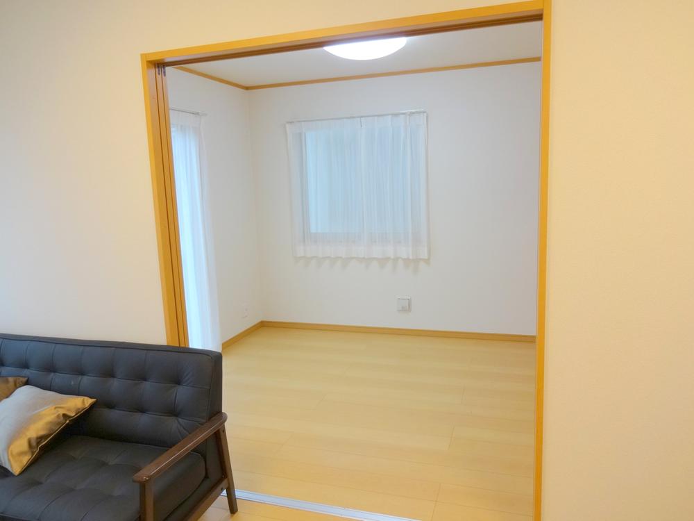 Non-living room. Indoor (11 May 2013) Shooting