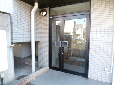 Entrance. Entrance ☆