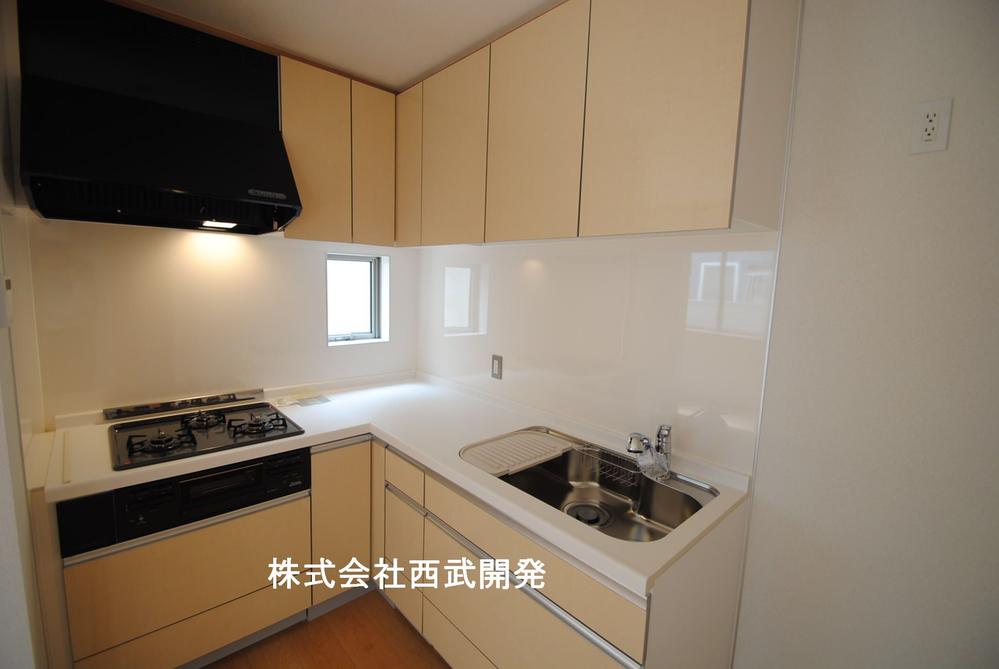 Same specifications photo (kitchen). Color, etc. of the panel are subject to change. 