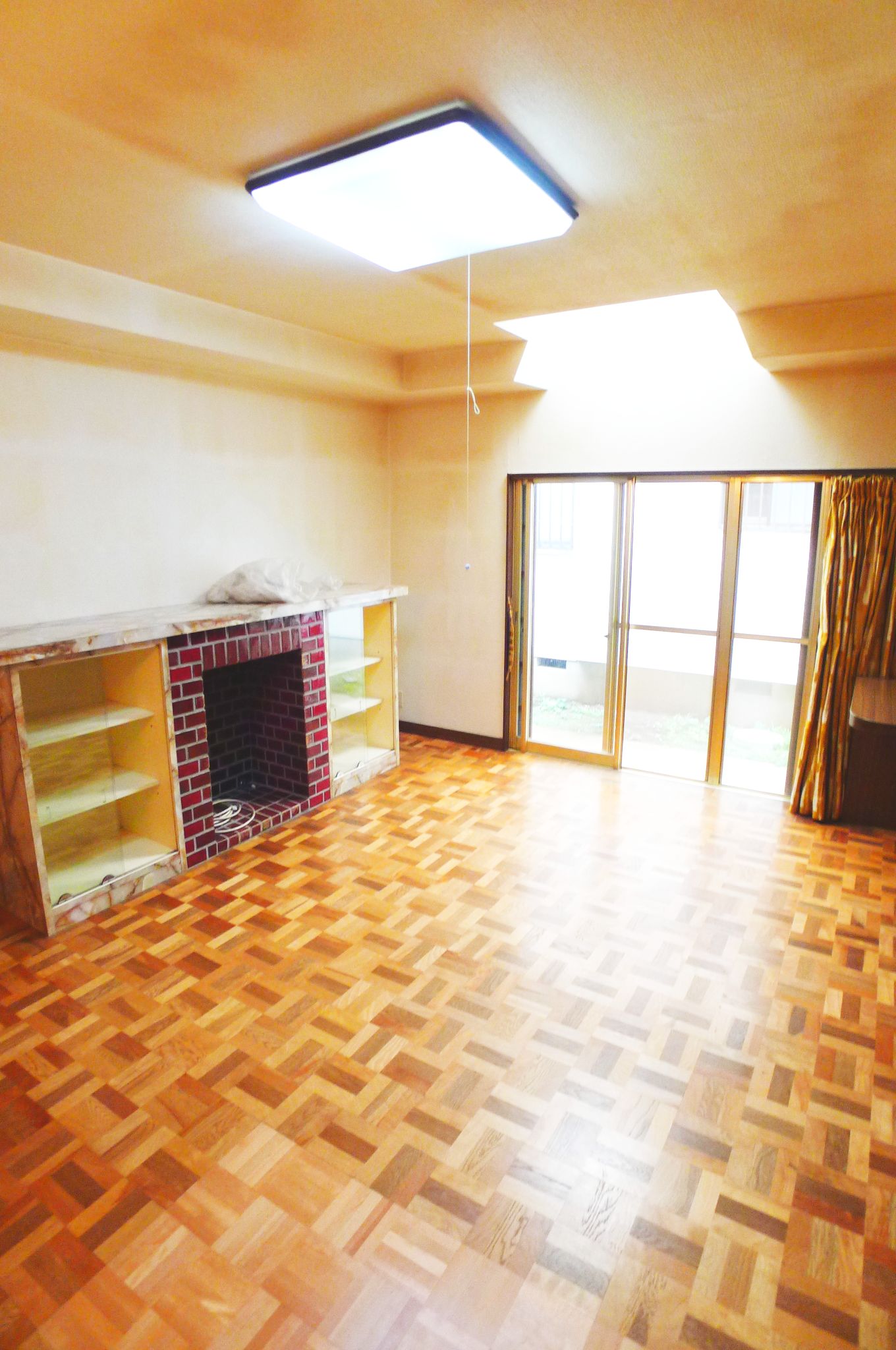 Living and room