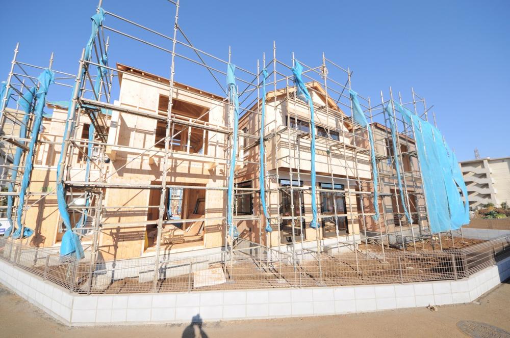 Local appearance photo. Local (12 May 2013) Shooting