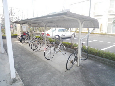 Other. 5m to bicycle parking lot (Other)