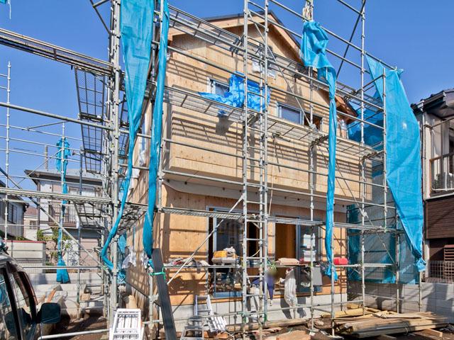 Local appearance photo. Local (11 May 2013) Shooting