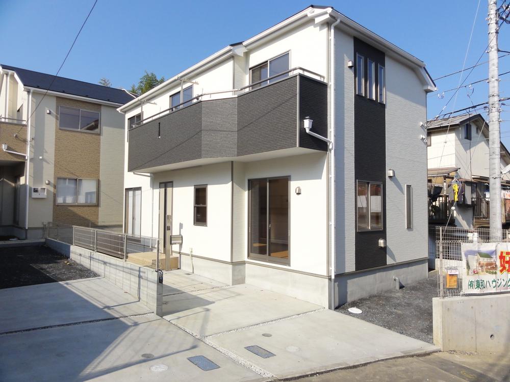 Local appearance photo. Day good! Ventilation good! Traffic volume is also less quiet residential area!