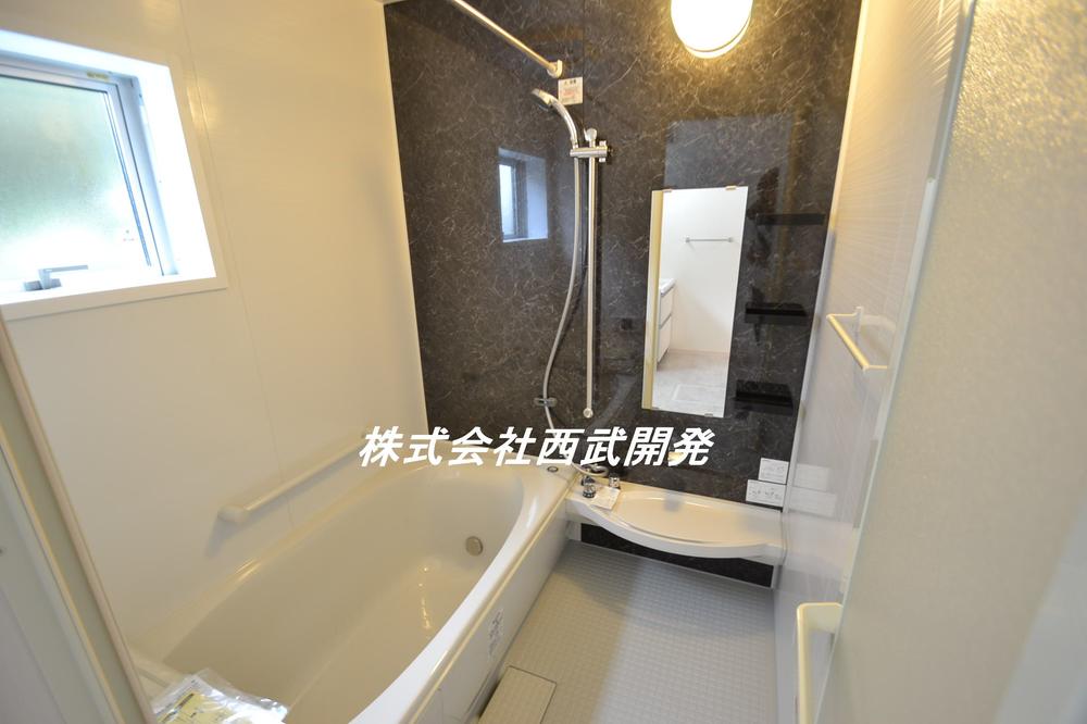 Same specifications photo (bathroom). (1 ・ 2 ・ 3 ・ 4 Building) same specification (panel color, etc. may vary)