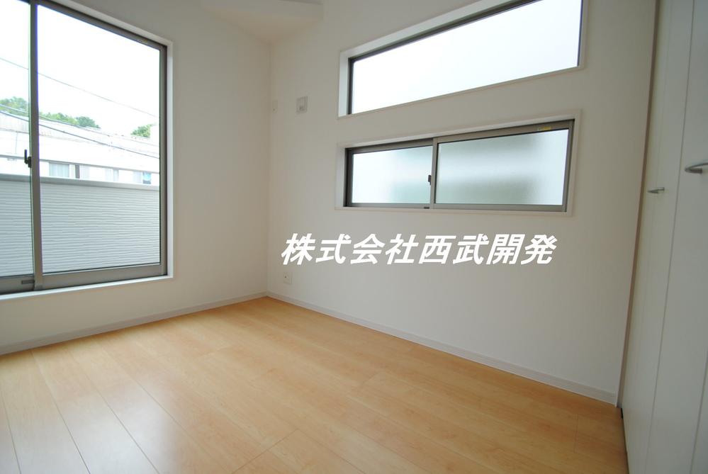 Same specifications photos (Other introspection). (1 ・ 2 ・ 3 ・ 4 ・ 5 Building) same specifications as the living room (some window shape ・ Floor color, etc. may vary)