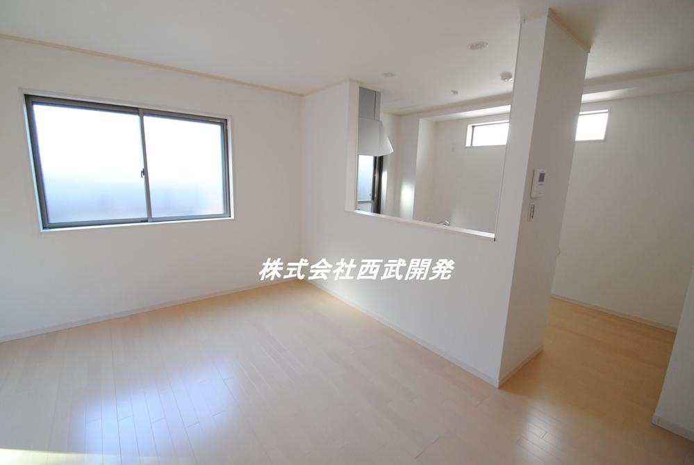 Same specifications photos (living). (1 ・ 2 ・ 3 Building) same specification living (floor color, etc. may vary)