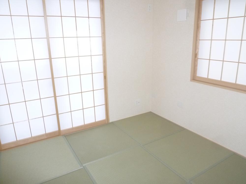Non-living room. Sales Local: 1F Japanese-style room