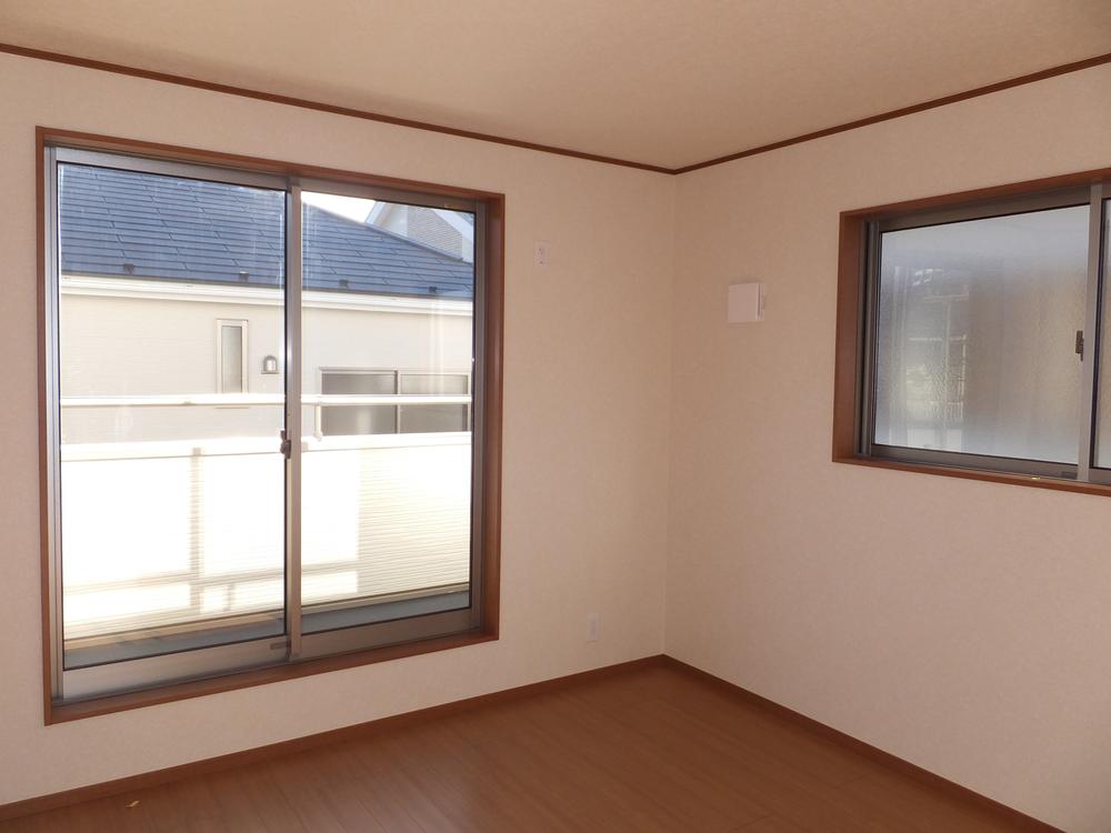 Non-living room. Local (12 May 2013) Shooting