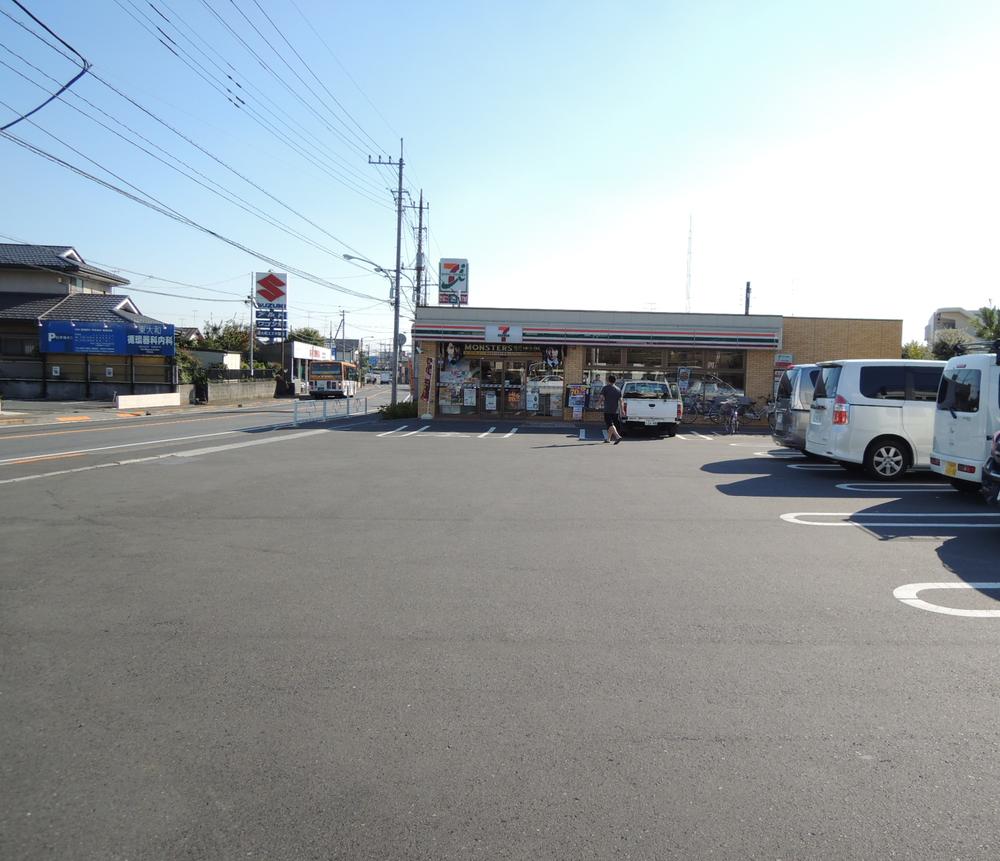 Convenience store. Seven-Eleven Higashiyamato 280m to Nara Bridge 6-chome