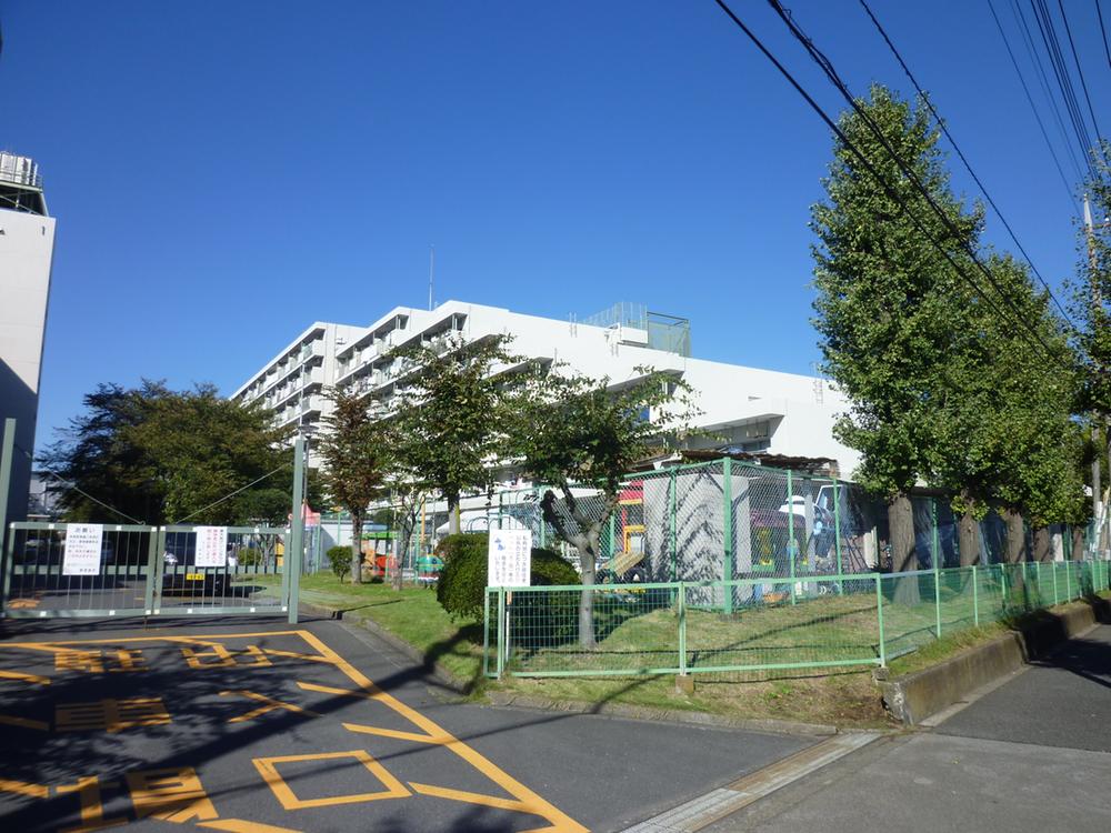 kindergarten ・ Nursery. Tateno 694m until the green nursery