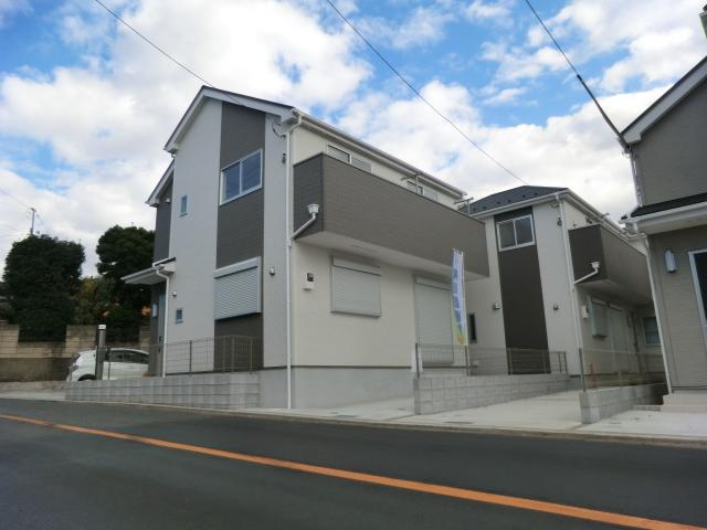 Local appearance photo. 1 Building Exterior Photos