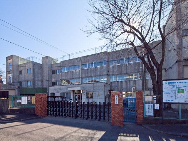 Primary school. Higashiyamato 720m until the seventh elementary school
