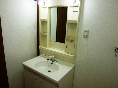 Washroom. Washroom