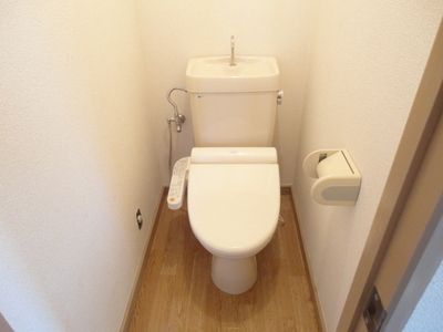 Toilet. toilet.