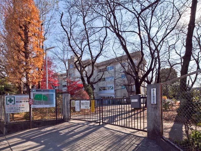 Junior high school. Higashiyamato Municipal first junior high school