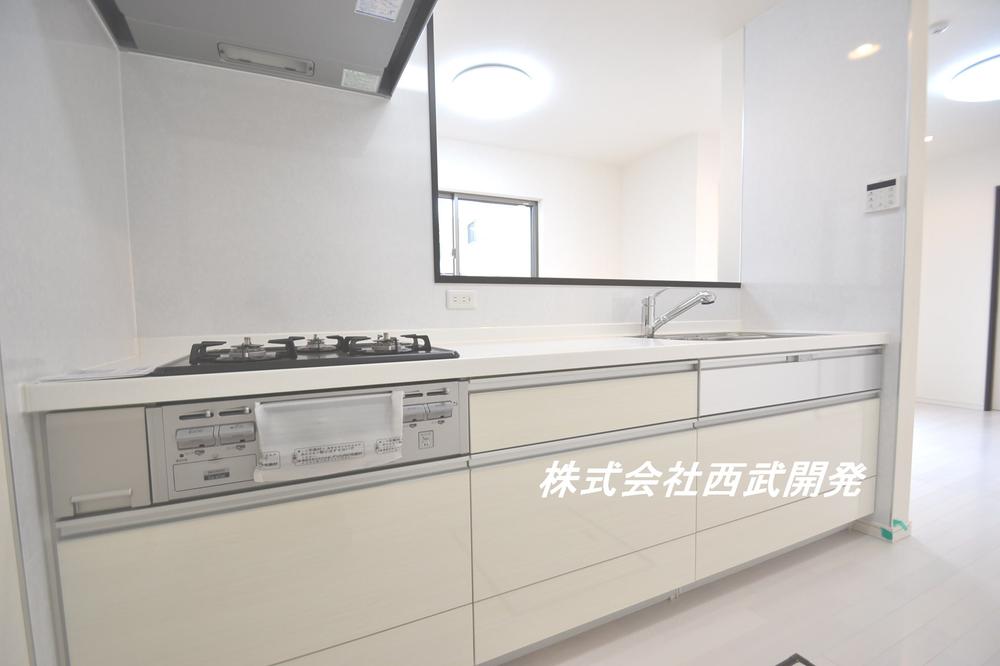 Same specifications photo (kitchen). Same specification kitchen (panel color, etc. may vary)