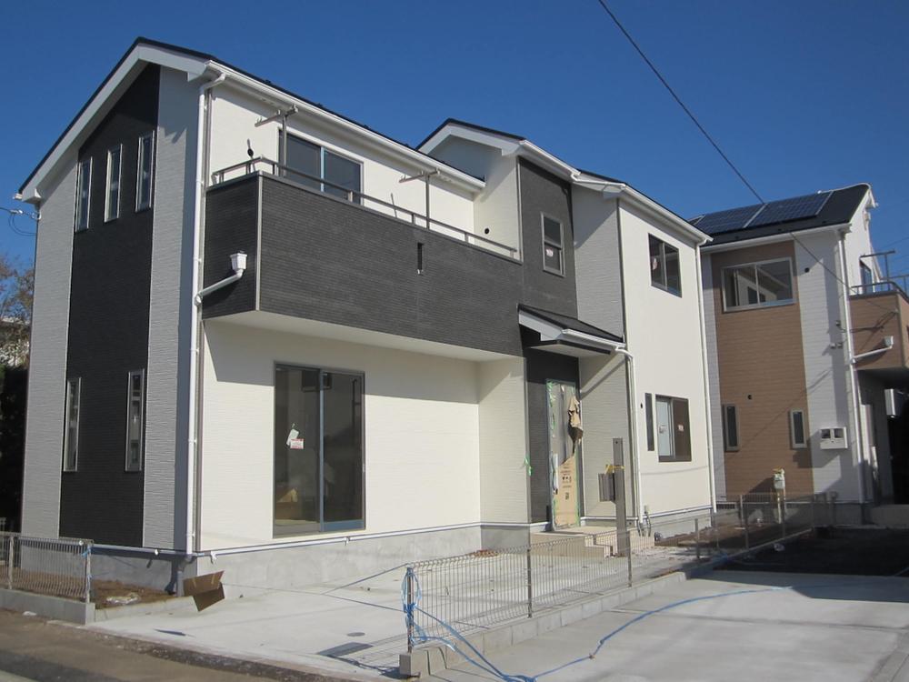 Local appearance photo. 1 Building, Was completion of framework!