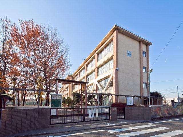 Junior high school. Higashiyamato 1307m to stand third junior high school