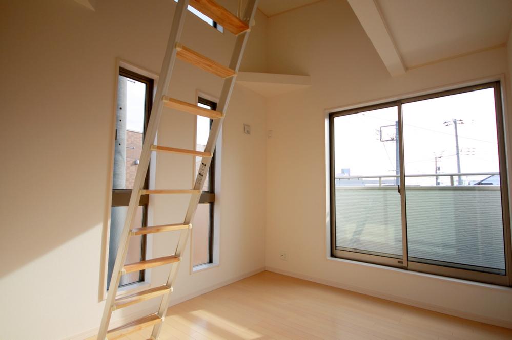 Same specifications photos (Other introspection). Seller construction cases