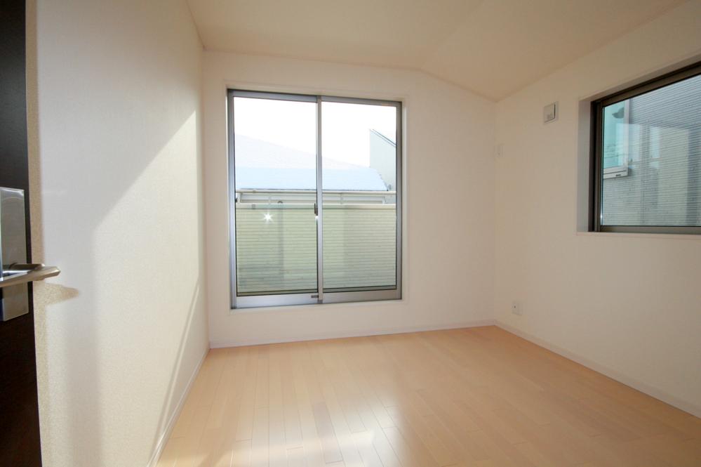 Same specifications photos (Other introspection). Seller construction cases