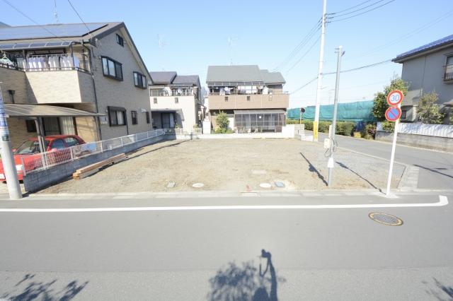 Local appearance photo. From the south Local (11 May 2013) Shooting