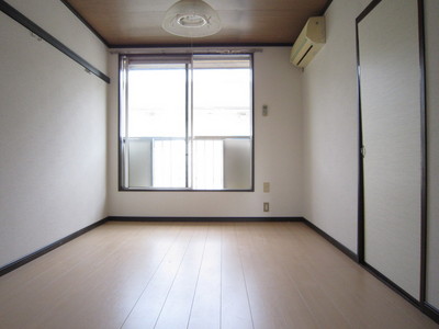 Living and room.  ☆ Flooring 6 Pledge ☆ 