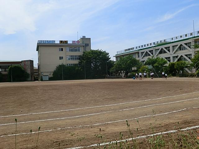 Junior high school. Higashiyamato 353m to stand second junior high school