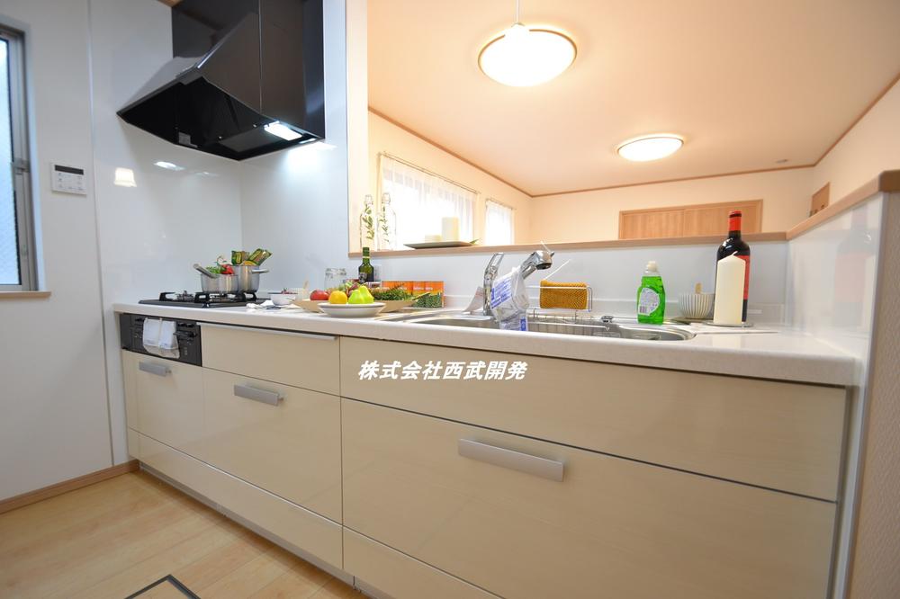 Same specifications photo (kitchen). Color, etc. of the panel may vary. 