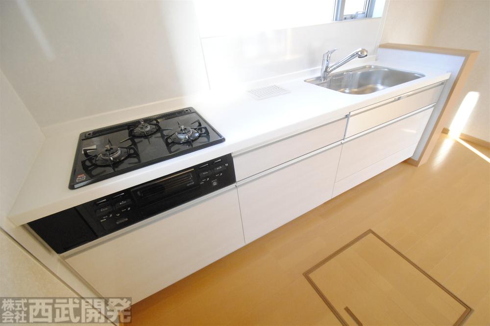 Other Equipment. 5 Building artificial marble counter kitchen      With water purifier ・ Slide storage ・ Underfloor Storage