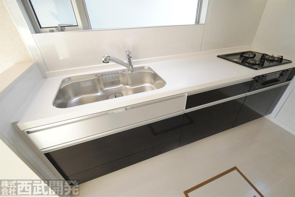 Other Equipment. 6 Building artificial marble counter kitchen      With water purifier ・ Slide storage ・ Underfloor Storage