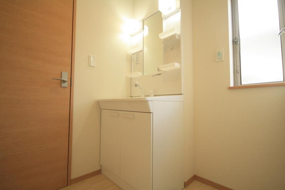 Same specifications photos (Other introspection). Example of construction