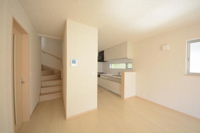 Living. 1 Building Living-in stairs Indoor (10 May 2013) Shooting