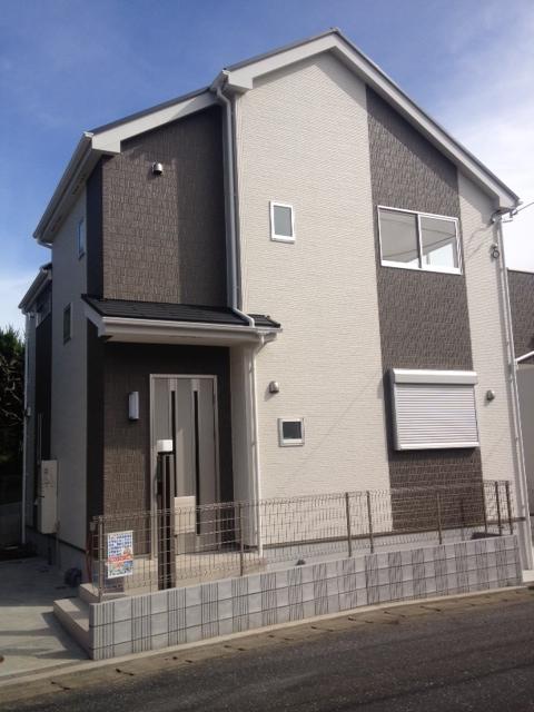 Local appearance photo. Local (10 May 2013) Shooting