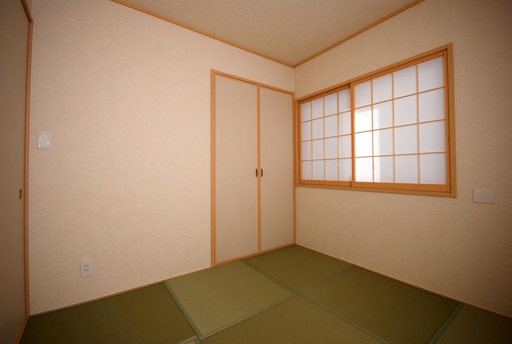 Non-living room. Indoor (11 May 2013) Shooting