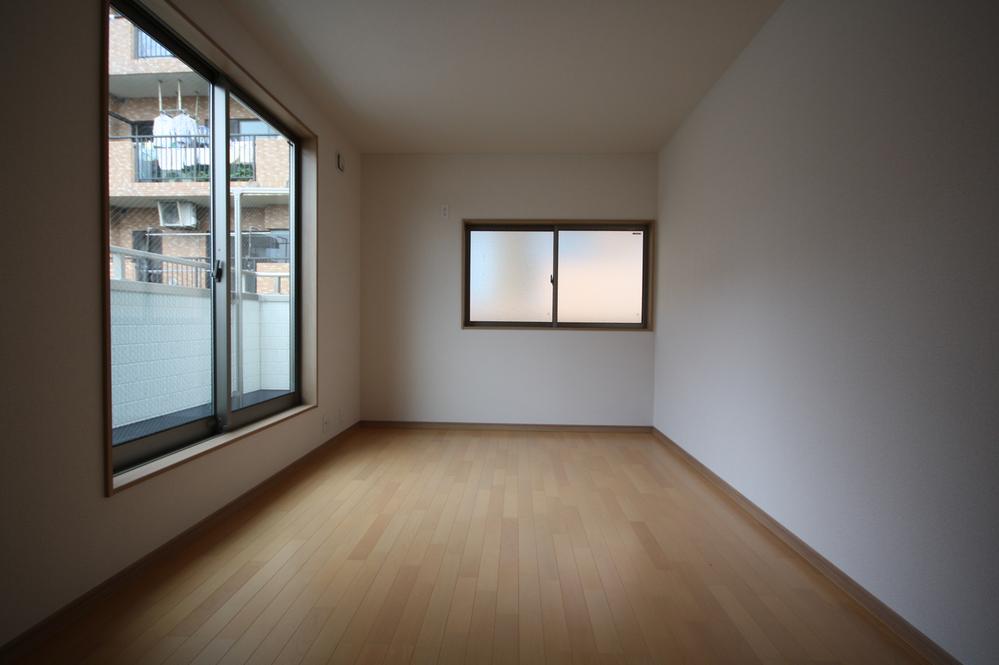 Same specifications photos (Other introspection). Seller construction cases