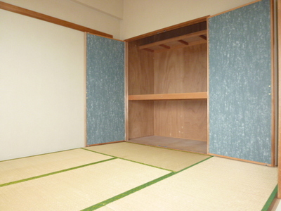 Living and room. Japanese-style rooms. 