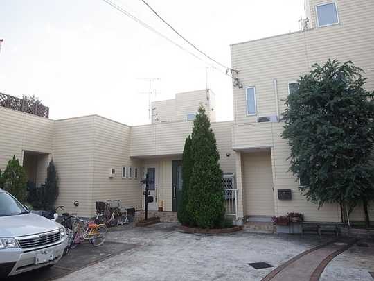 Local appearance photo