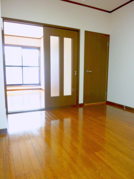 Living and room. Dining part