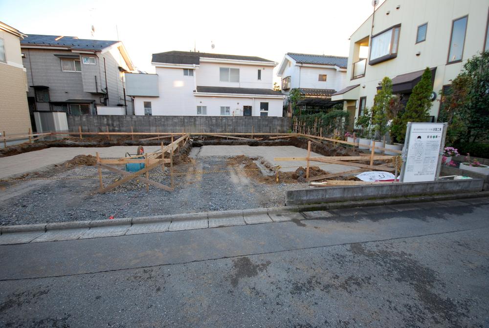 Local appearance photo. Local (11 May 2013) Shooting