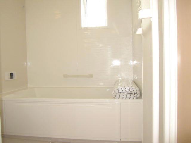 Bathroom. Indoor (10 May 2013) Shooting Spacious 1 tsubo size bus